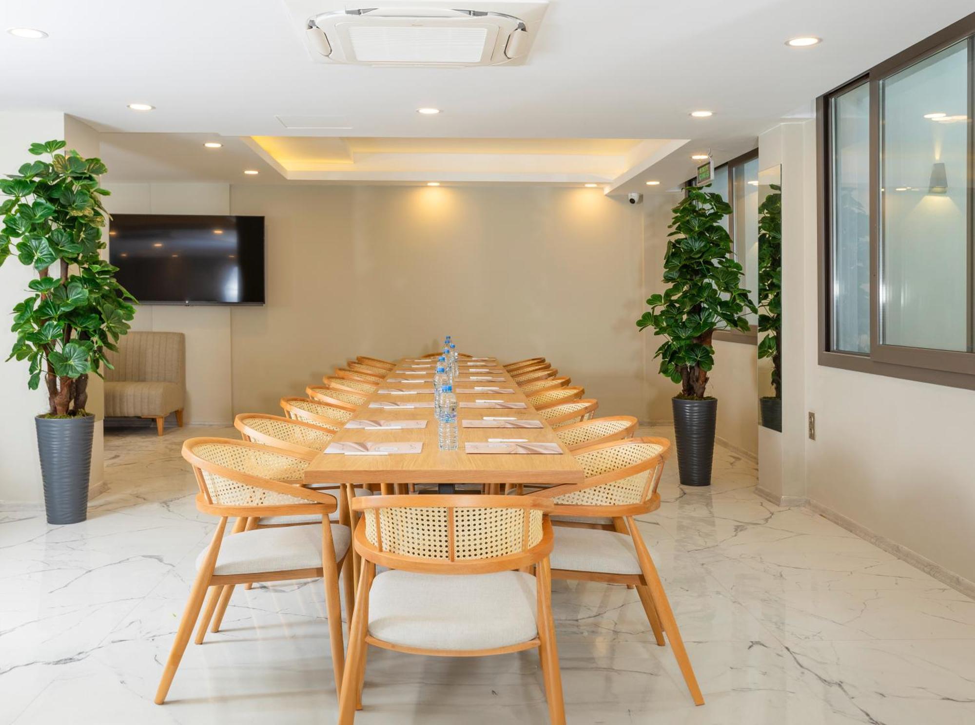 Guelluek Uno Elegance Otel Екстер'єр фото